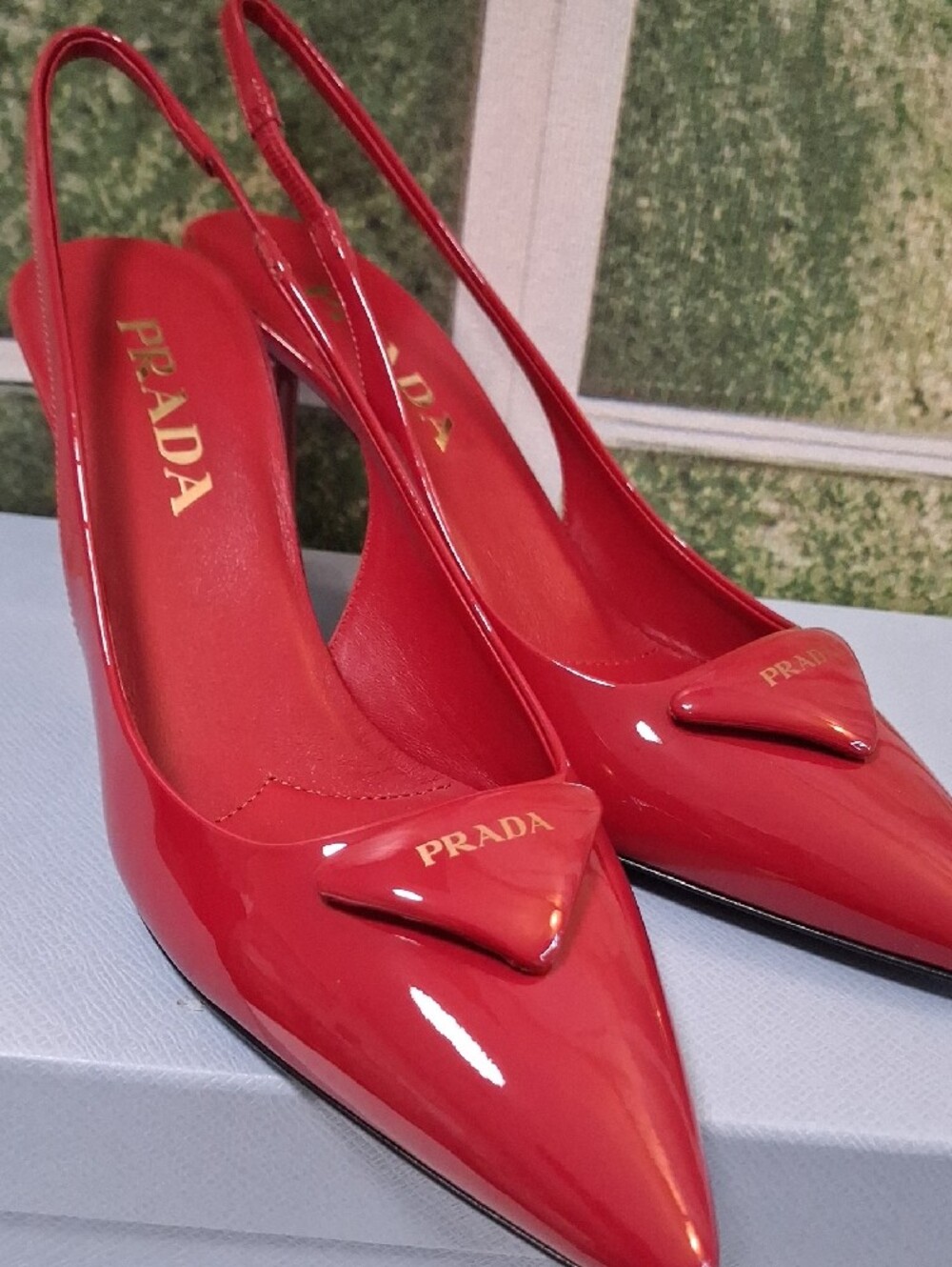 PRADA Cherry Red Patent Leather Slingback Pumps NIB Kitten Heels 👠 - Picture 4 of 7